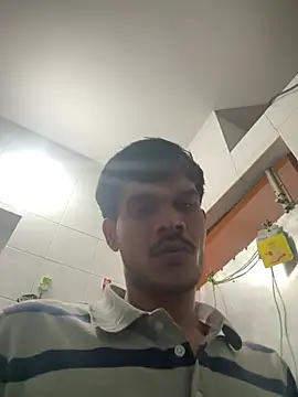 Snapshot of hitlar1026 chatting on 12.30.24 hitlar1026 online show from 12.30.24