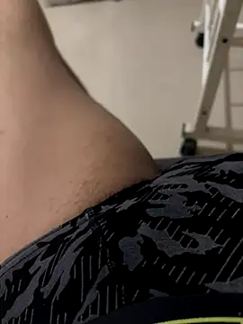 Snapshot of hitlar1026 chatting on 09.26.25 hitlar1026 online show from 09.26.25