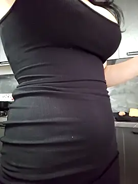 AnaFoxxy online show from 10.18.25