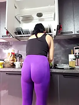 AnaFoxxy online show from 11.29.25