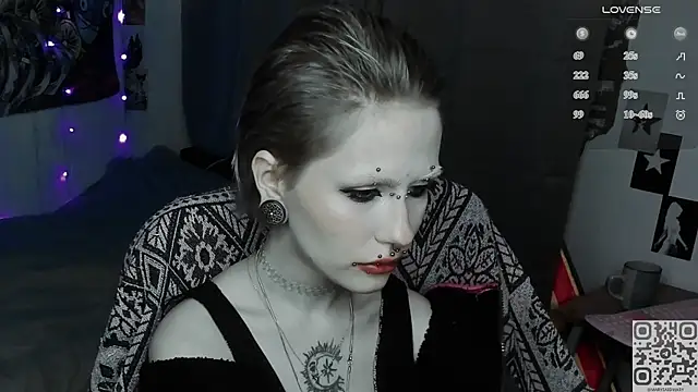 Snapshot of say_mary chatting on 05.01.26 say mary online show from 05.01.26