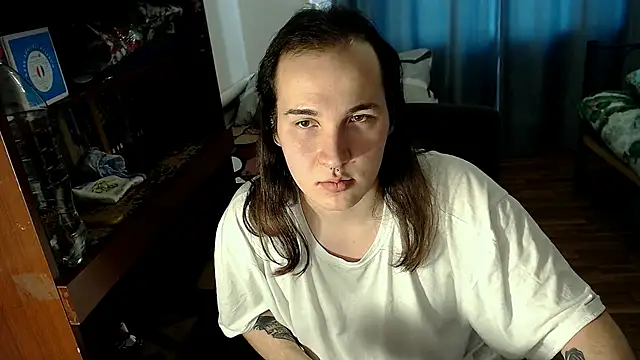 Snapshot of EvaMiron chatting on 01.20.25 EvaMiron online show from 01.20.25
