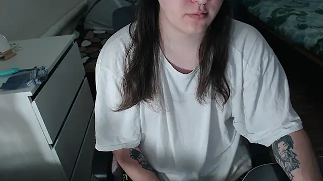 EvaMiron online show from 11.15.25