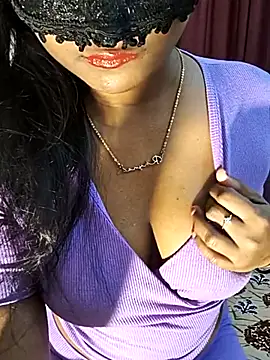 FANTASY QUEEN 07 online show from 11.19.25