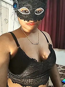 FANTASY QUEEN 07 online show from 11.21.25