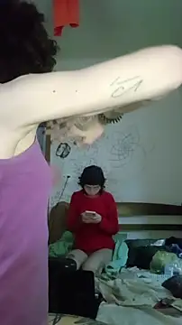 Snapshot of SuccubusTatuada chatting on 10.18.25 SuccubusTatuada online show from 10.18.25