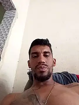 Snapshot of fieltoprj1 chatting on 12.13.24 fieltoprj1 online show from 12.13.24