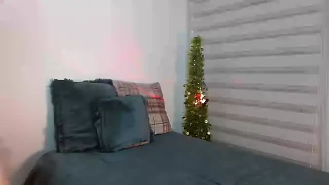 Snapshot of Keket_Smitth chatting on 12.26.24 Keket Smitth online show from 12.26.24