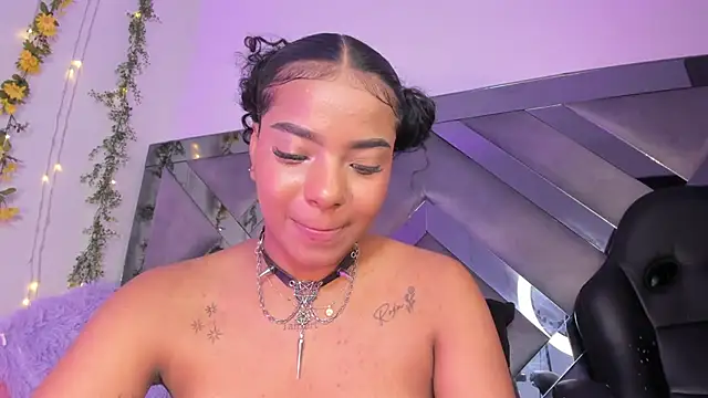 Iris hott1 online show from 01.18.25