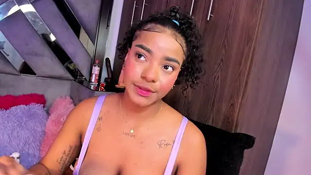 Iris hott1 online show from 01.29.25