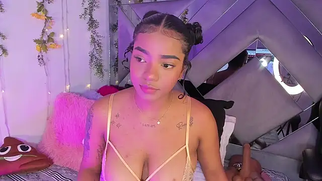 Iris hott1 online show from 03.07.25