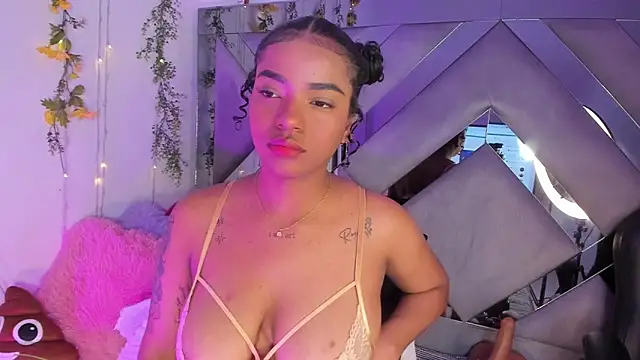 Iris hott1 online show from 03.08.25