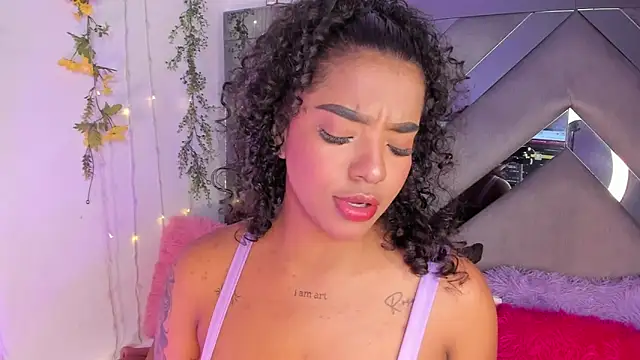 Iris hott1 online show from 03.20.25