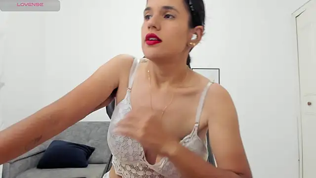Snapshot of natalia_curvy1 chatting on 06.23.26 natalia curvy1 online show from 06.23.26