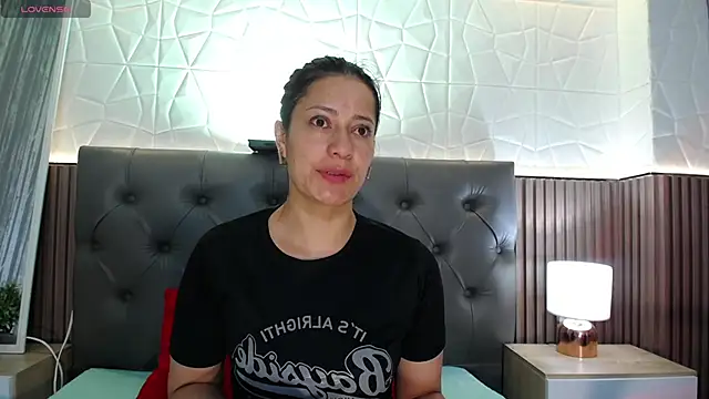 nathalia zamu online show from 12.05.24