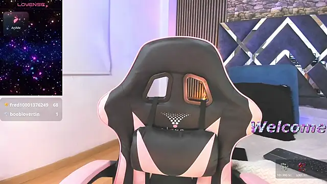 Snapshot of nathalia_zamu chatting on 10.16.25 nathalia zamu online show from 10.16.25