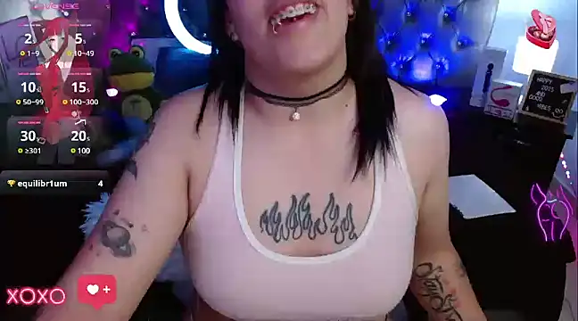 Snapshot of NatalieHarris chatting on 02.02.25 NatalieHarris online show from 02.02.25