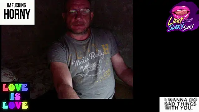 Snapshot of Bossun79 chatting on 03.05.25 Bossun79 online show from 03.05.25