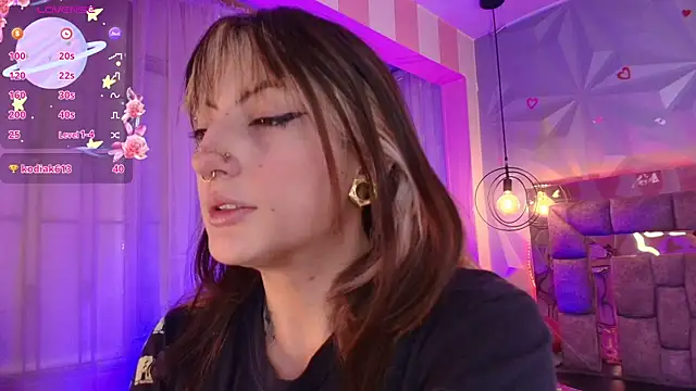 Snapshot of Candy_morgan412 chatting on 09.21.25 Candy morgan412 online show from 09.21.25