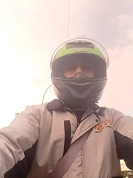 Rejy1992 online show from 11.13.25