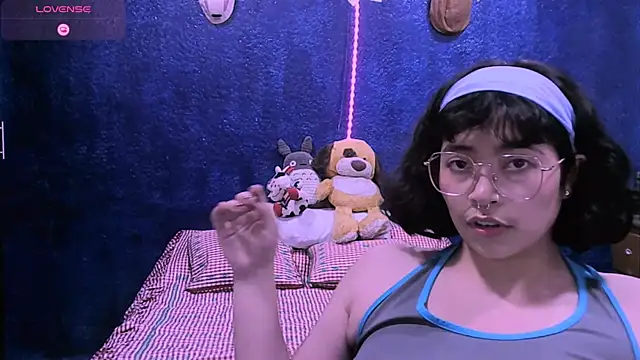 NinaYellow online show from 01.06.26