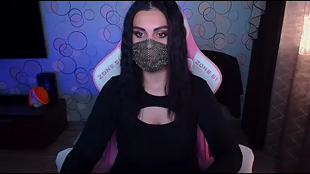 Snapshot of __Yasmina__ chatting on 10.03.25   Yasmina   online show from 10.03.25