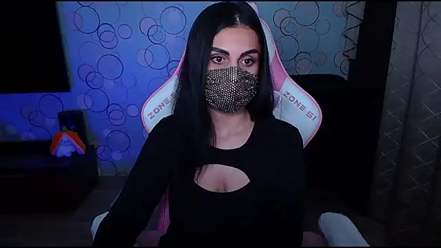 Snapshot of __Yasmina__ chatting on 10.06.25   Yasmina   online show from 10.06.25