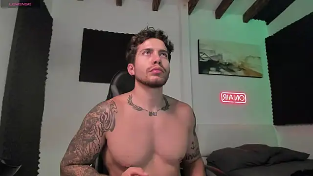 LucianSinclair online show from 12.04.25