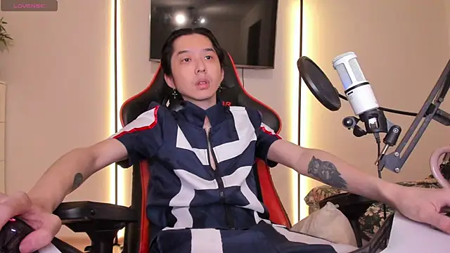 Snapshot of wexlee7 chatting on 12.02.25 wexlee7 online show from 12.02.25