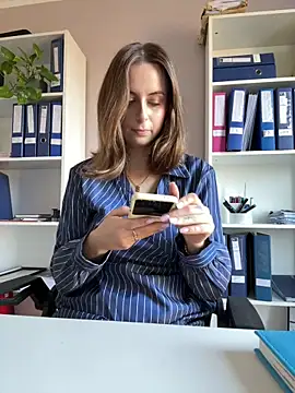 Hii Lolla online show from 02.26.26