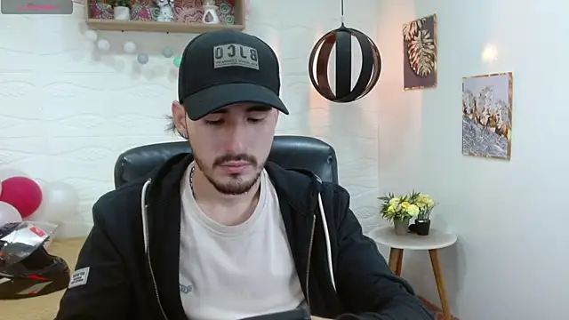 DmitriSanders online show from 03.05.25