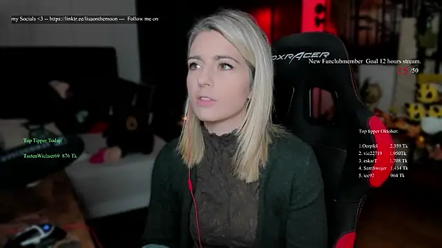 Lisaonthemoon online show from 10.05.25