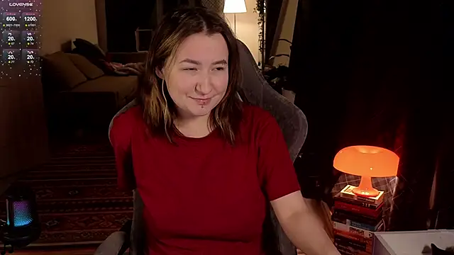 Megan  Hart online show from 02.21.25