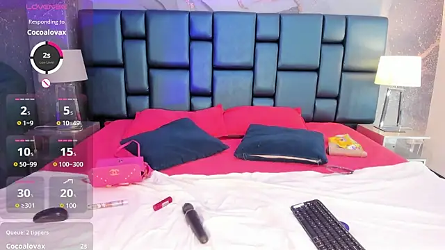 Snapshot of Nahomi_Wild chatting on 01.11.25 Nahomi Wild online show from 01.11.25