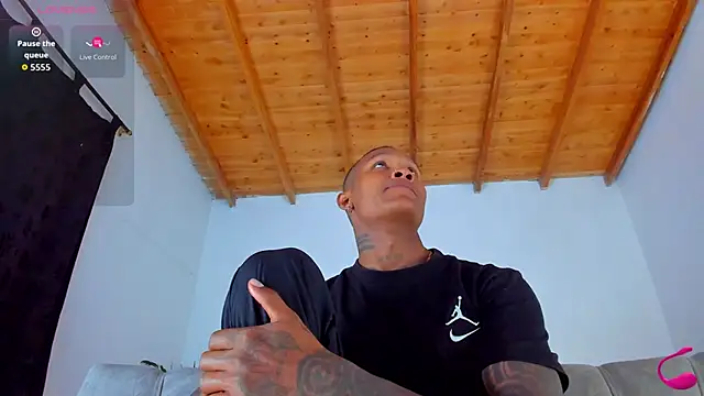 esteveen ortegas  online show from 04.10.26