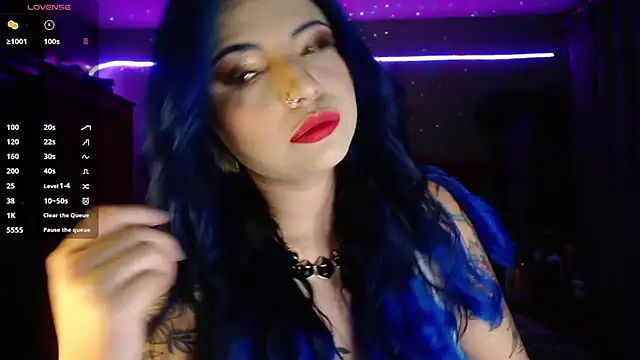 Snapshot of black_wiidow chatting on 12.19.24 black wiidow online show from 12.19.24