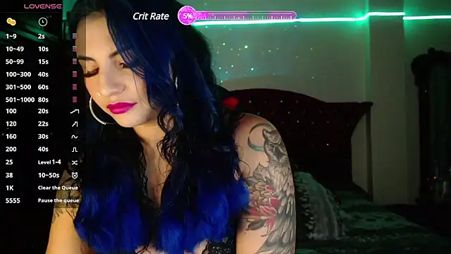 Snapshot of black_wiidow chatting on 03.11.25 black wiidow online show from 03.11.25