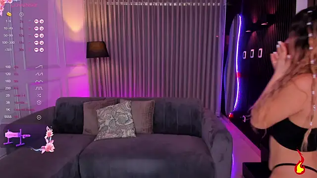 Leah Grey online show from 01.17.25
