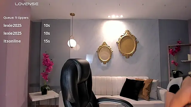 StacyEvansX online show from 02.09.25