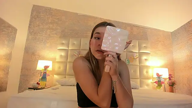 Lezy  online show from 03.30.26