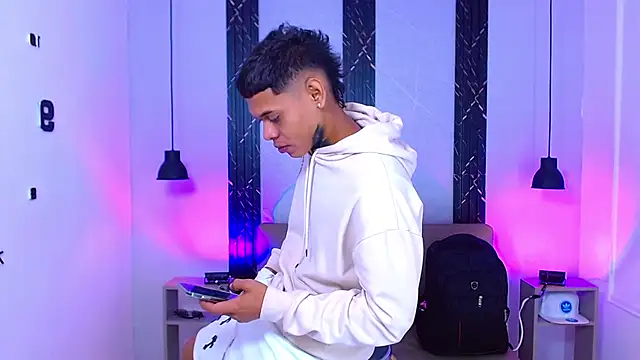 Damar fhelipe online show from 10.11.25