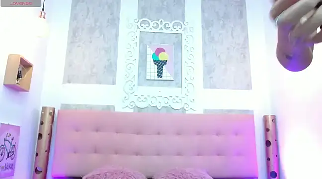 Cloeandtyfanny online show from 02.23.25