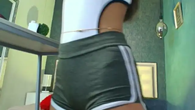 Cloeandtyfanny online show from 11.26.25