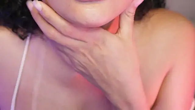 Mysensualbrunette1 online show from 12.03.24