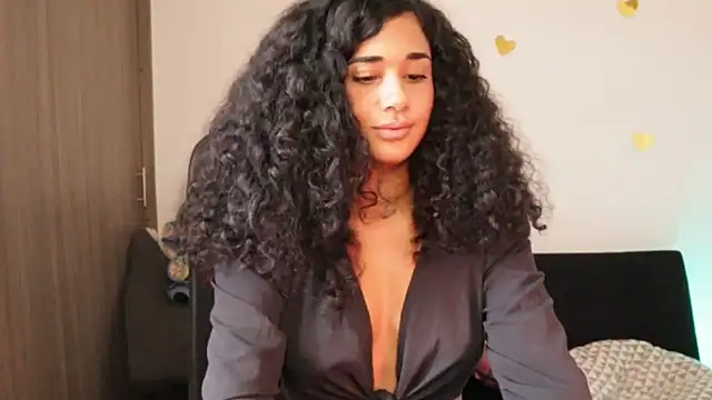 Mysensualbrunette1 online show from 01.12.25