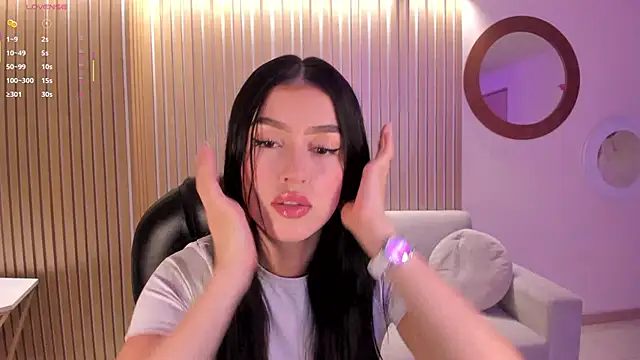 PaulinaSantos  online show from 10.12.25