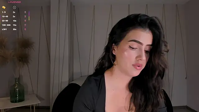 PaulinaSantos  online show from 04.04.26