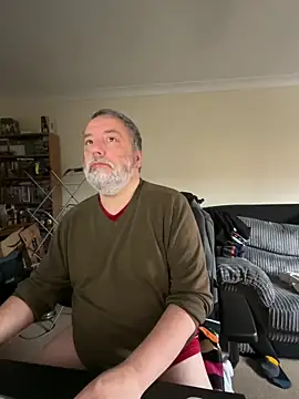 Snapshot of LondonTeffy chatting on 12.05.24 LondonTeffy online show from 12.05.24