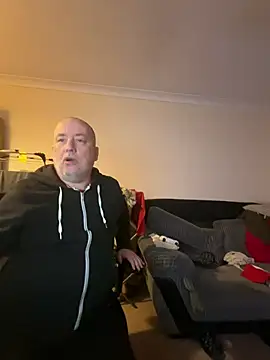 Snapshot of LondonTeffy chatting on 12.06.24 LondonTeffy online show from 12.06.24