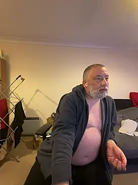 Snapshot of LondonTeffy chatting on 01.13.25 LondonTeffy online show from 01.13.25